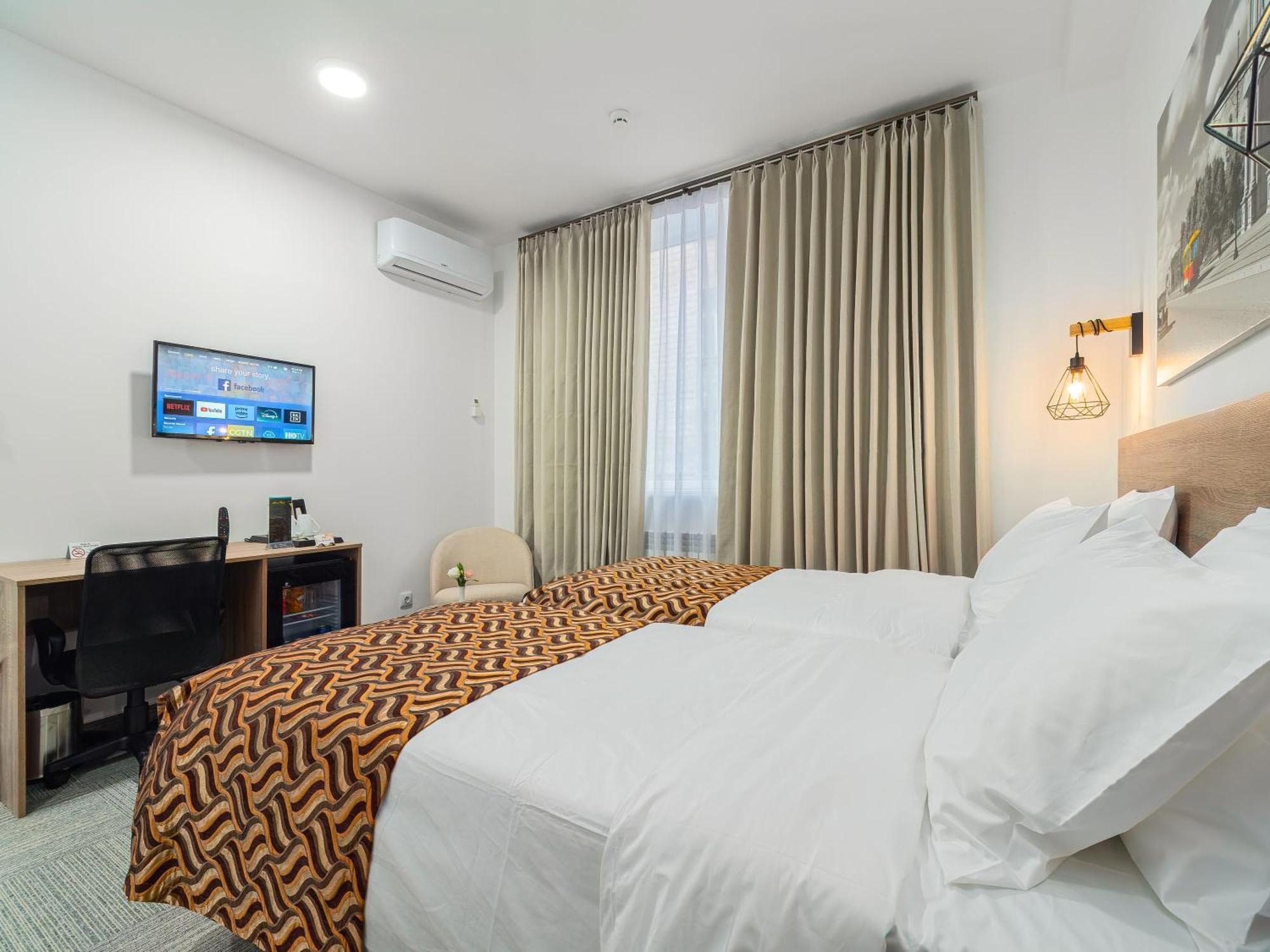 Hotel Ta Collection